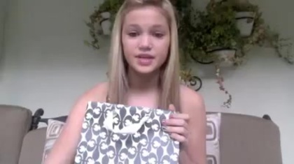 Olivia Holt facebook video january 2012 01865 - Olivia - Holt - Facebook - January - 2012  - oo4