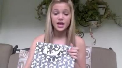 Olivia Holt facebook video january 2012 01869 - Olivia - Holt - Facebook - January - 2012  - oo4