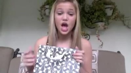 Olivia Holt facebook video january 2012 01872 - Olivia - Holt - Facebook - January - 2012  - oo4