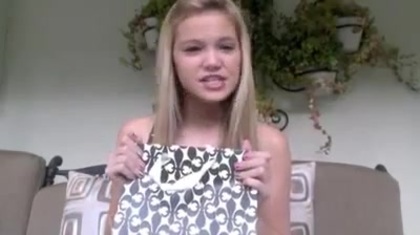 Olivia Holt facebook video january 2012 01910 Olivia Holt facebook video january 2012 01910