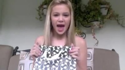 Olivia Holt facebook video january 2012 01917 Olivia Holt facebook video january 2012 01917