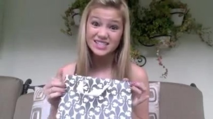 Olivia Holt facebook video january 2012 02093 - Olivia - Holt - Facebook - January - 2012  - oo5