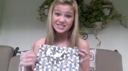 Olivia Holt facebook video january 2012 02095 - Olivia - Holt - Facebook - January - 2012  - oo5