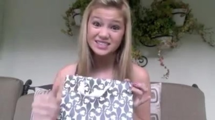 Olivia Holt facebook video january 2012 02096 - Olivia - Holt - Facebook - January - 2012  - oo5