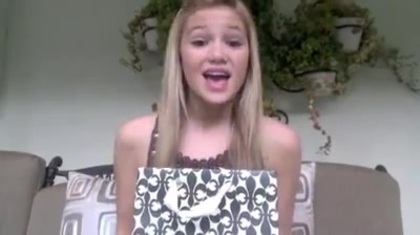 Olivia Holt facebook video january 2012 02115 - Olivia - Holt - Facebook - January - 2012  - oo5