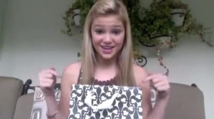 Olivia Holt facebook video january 2012 02181 - Olivia - Holt - Facebook - January - 2012  - oo5