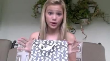 Olivia Holt facebook video january 2012 01994