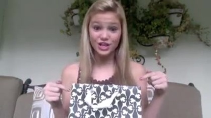 Olivia Holt facebook video january 2012 02211