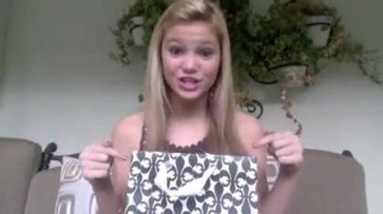 Olivia Holt facebook video january 2012 02212