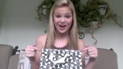 Olivia Holt facebook video january 2012 02222