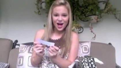 Olivia Holt facebook video january 2012 02727 - Olivia - Holt - Facebook - January - 2012  - oo6
