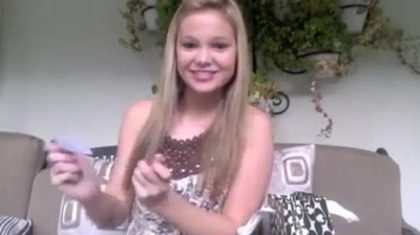 Olivia Holt facebook video january 2012 02741 - Olivia - Holt - Facebook - January - 2012  - oo6