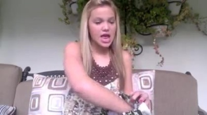 Olivia Holt facebook video january 2012 03189