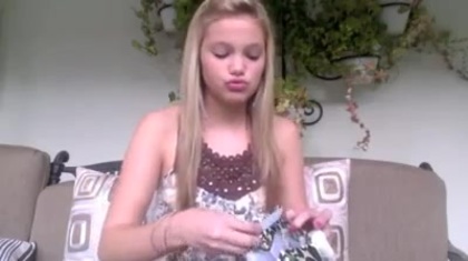 Olivia Holt facebook video january 2012 03634 - Olivia - Holt - Facebook - January - 2012  - oo8