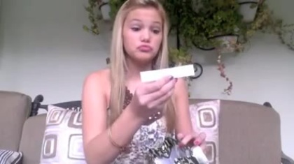 Olivia Holt facebook video january 2012 03664 - Olivia - Holt - Facebook - January - 2012  - oo8
