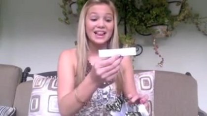 Olivia Holt facebook video january 2012 03688 - Olivia - Holt - Facebook - January - 2012  - oo8