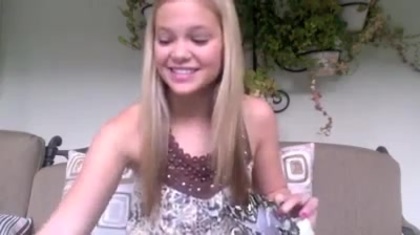 Olivia Holt facebook video january 2012 03735 - Olivia - Holt - Facebook - January - 2012  - oo8