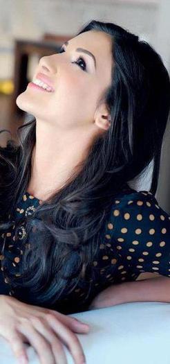 563521_113807368752908_100003709353051_73598_1080469543_n