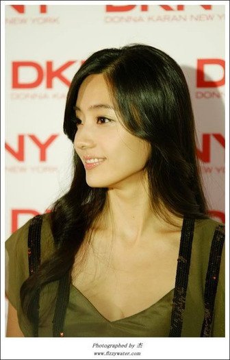 46116223_OIFXYSDWT