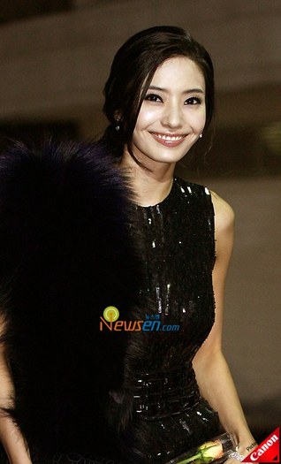 600full-han-chae-young
