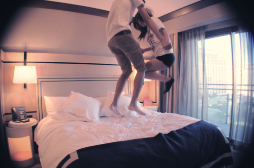 sareau ei amandoi ;o3