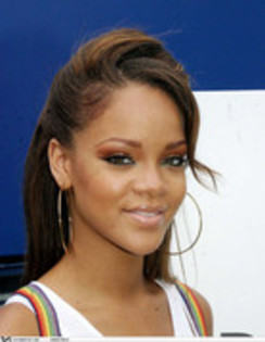 37679378_HOARJPYAM - XxXxX Rihanna xXxXx