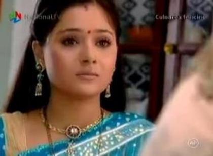 526208_234709336632498_100002803003327_296371_552422642_n - sara khan 9