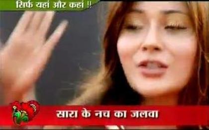 533002_295509037208321_232263229_n - sara khan 9
