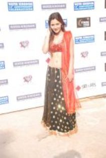 thumb_Sara%20Khan%20at%20Water%20Kingdom%20in%20Marve%20on%2027th%20May%202012%20(21) - sara khan 9