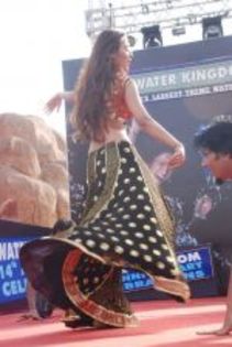 thumb_Sara%20Khan%20at%20Water%20Kingdom%20in%20Marve%20on%2027th%20May%202012%20(35) - sara khan 9
