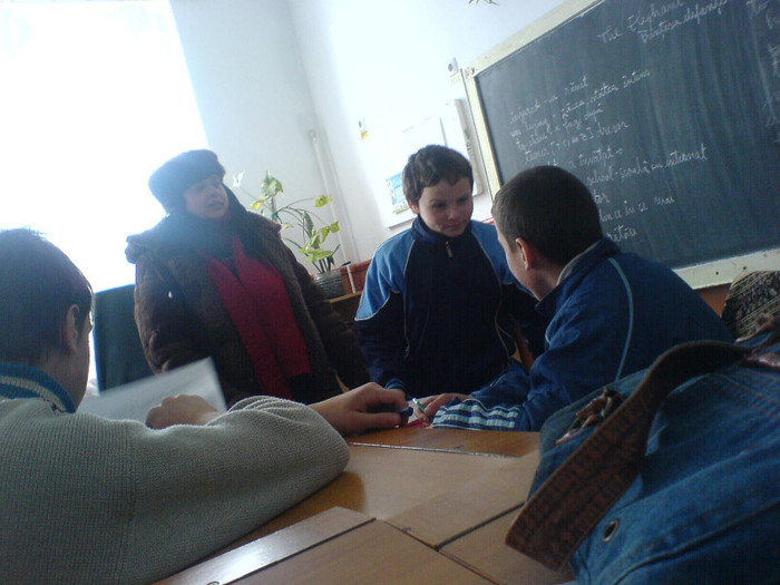 scene de craciun parca =]] - At school