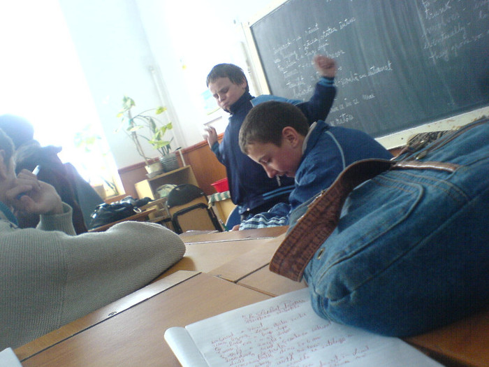 se unfla in pene magaru