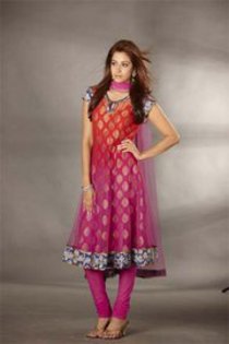 316622_236423813067741_181391068571016_676252_7737133_a