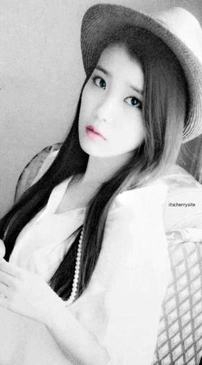 Imi distrugeti visul pe care eu vreau sa mi`l indeplinesc,eu!:(