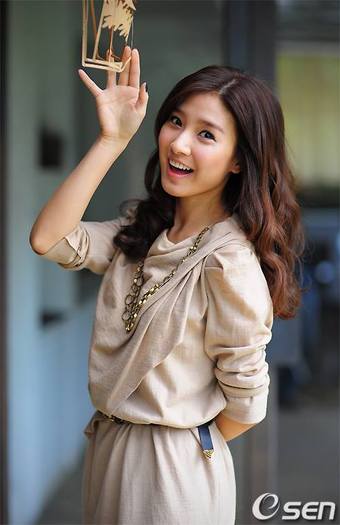 0588f2dd99eeeea874c63860 - kim so eun