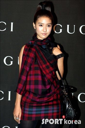 20090820205000860822052