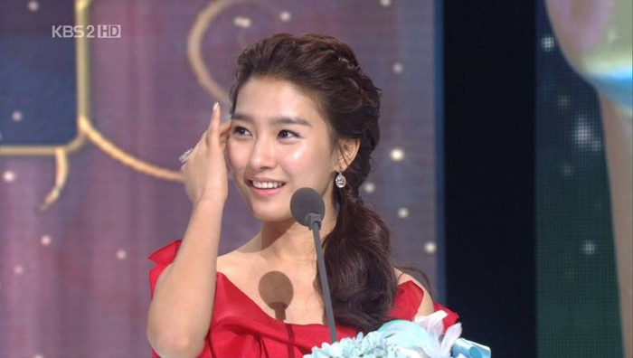 82e6b3d8f2e014d838012f29