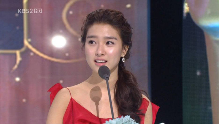 bc3c32fb3aa0e6efb58f312a - kim so eun