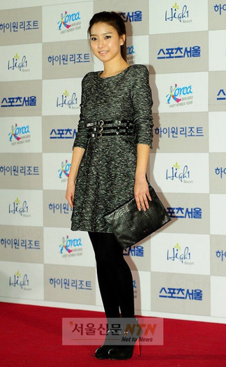 20110120129551593994361 - kim so eun 2