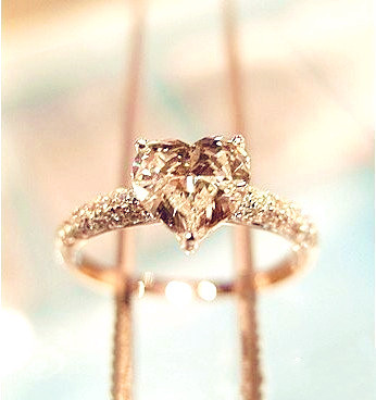 heart-shaped diamond ring-f76534 - Wedding