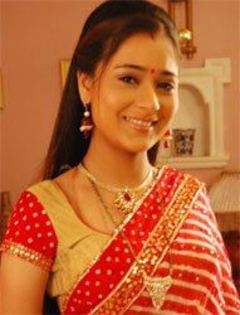 579668_244259422344580_536982954_n - sara khan10