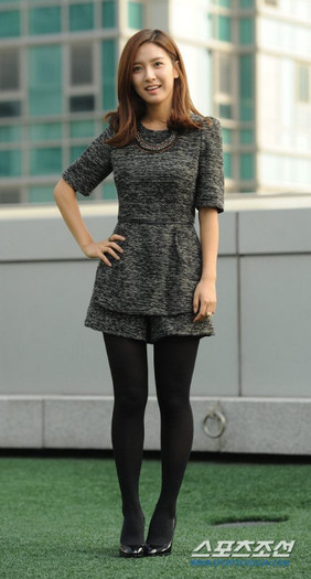 0e09f2b7c012a23edf5ec83e2644aea0_37248365.cdbf6c81800a19d8e8cee94133fa828b - kim so eun 2