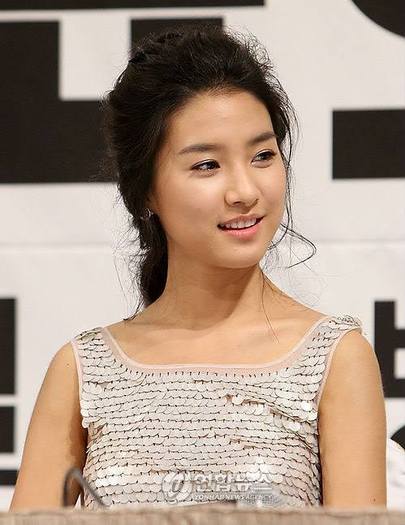 1dabeafac5166afbb58f314e - kim so eun 3