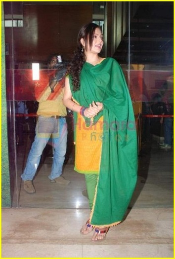 hpse_normal__2922348810_Drashti%20Dhami%20at%20Madhubala%20serial%20red%20carpet%20launch%20in%20Cin