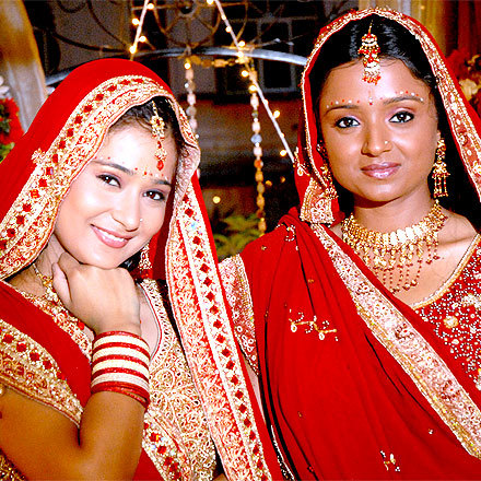05080907484855 - sara khan10