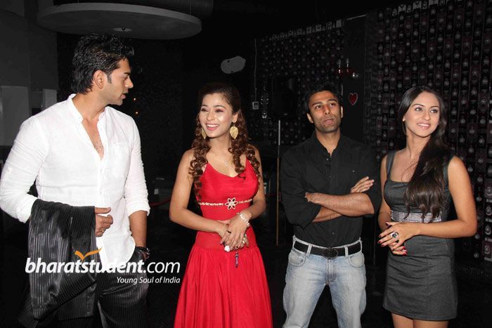 ram-milayi-jodi-100-esp_034 - sara khan10