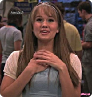 Pentru mine!O mullltuummescc pentru aplauze :))