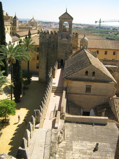 Alcazar, pe metereze