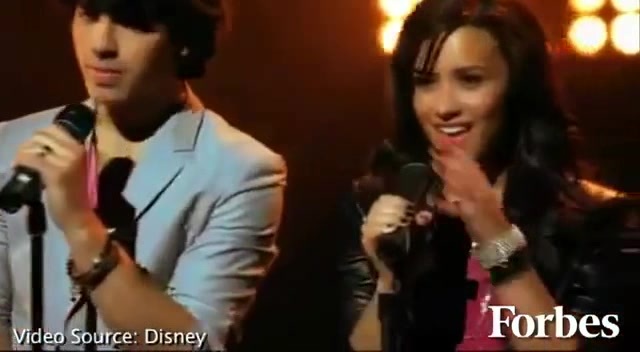 Move Over Miley Cyrus - Here Comes Demi Lovato 2553 - Demilush - Move Over Miley Cyrus Here Comes Demi Part oo6