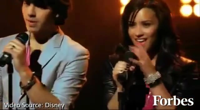 Move Over Miley Cyrus - Here Comes Demi Lovato 2555 - Demilush - Move Over Miley Cyrus Here Comes Demi Part oo6